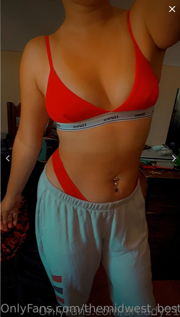 Subscribe to artlady21 filipino woman about to show you the time of part 1 