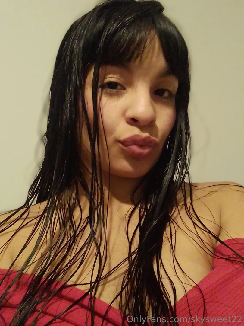 Does anyone else feel new after a nice shower or just me hahhaha part 1 