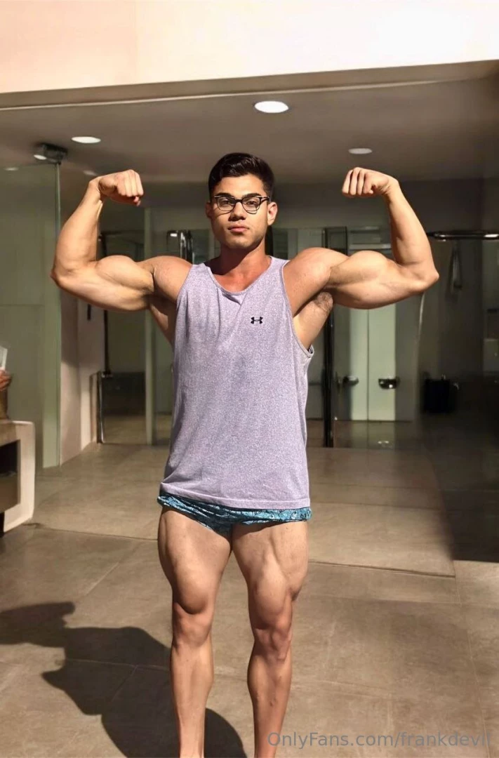 Hello i m mauro_zyzz argentine subscribe now and have a 50 discount on part 2 