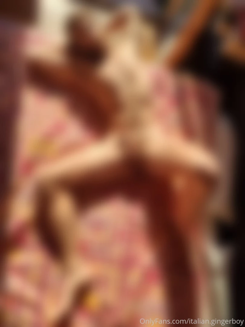 I woke up with the sun kissing me this sunlight makes me even more 