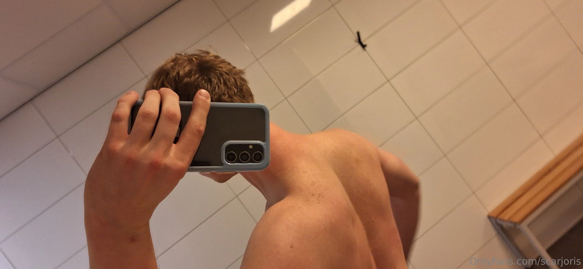 Hot gym day take a look at my body if you re into it i will upload part 4 