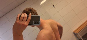 Hot gym day take a look at my body if you re into it i will upload part 4