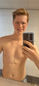 Hot gym day take a look at my body if you re into it i will upload part 9