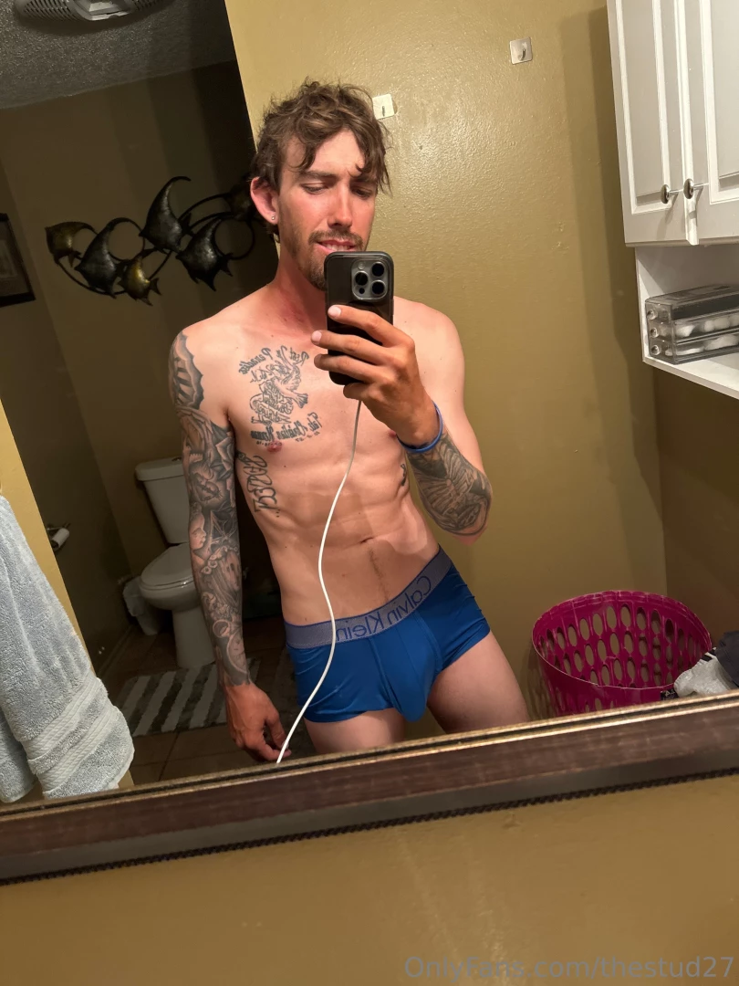 Tip me if you think these undies make my bulge look good 