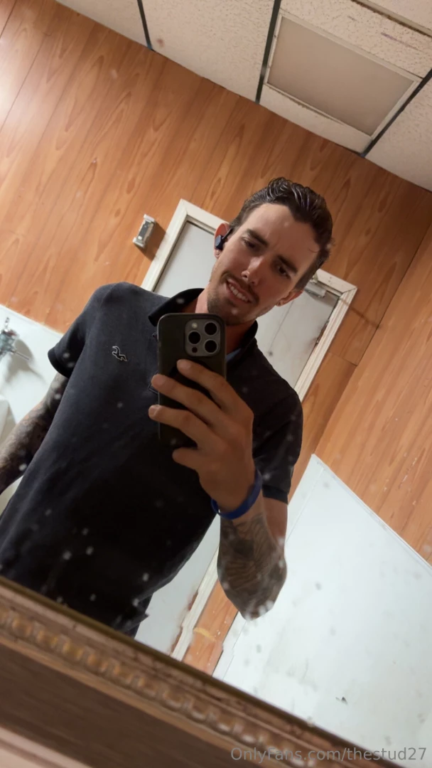 Went out to a bar this weekend man do i need to recover but does 