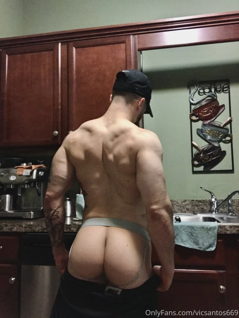 Eat my ass in the kitchen 