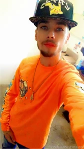 Hit me up rn everything for 30 all my content and add my snapchat