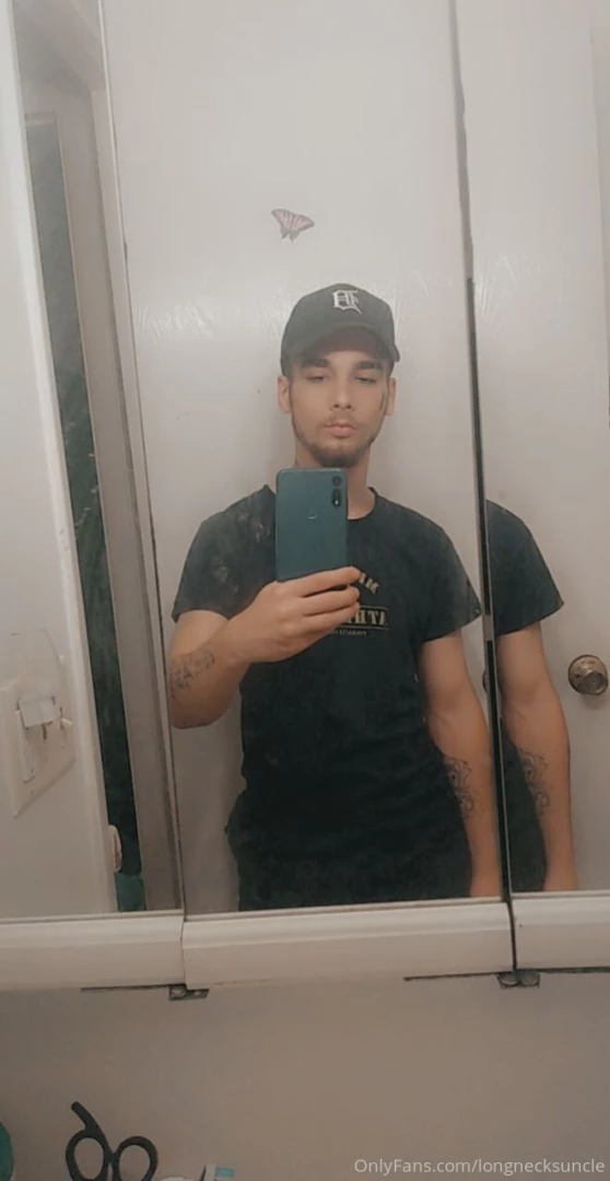 Message me for content add my snapchat too hoorahpothead 