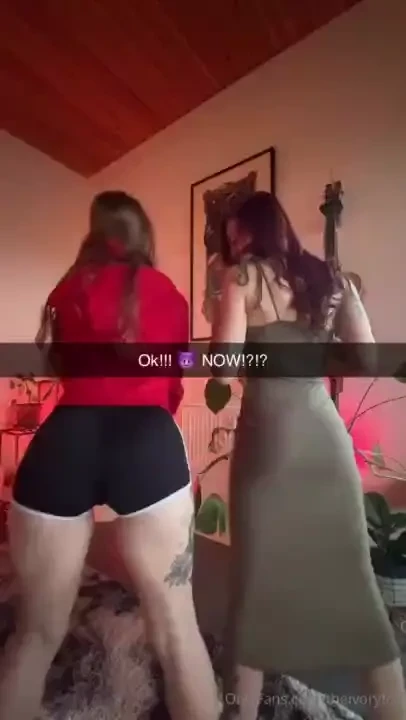 Building buddy part 2 whose butt is better hey this is my first collab 