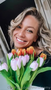 If you think this blond girl is cute sexy prove it with a little 5 tip part 1