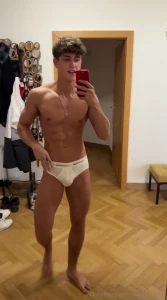 Do you want to see everything i hide in my boxers