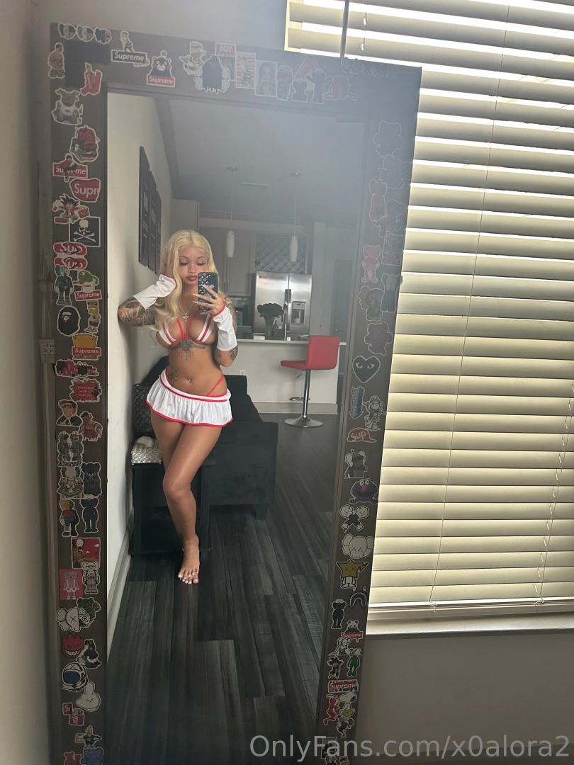 Read y all messages sexy part 1 