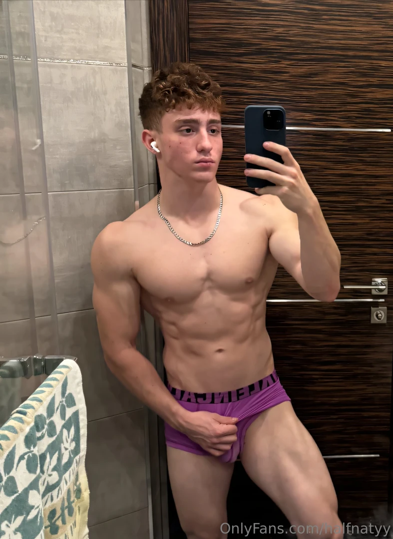 Flexing for the mirror and you 