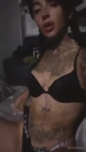 Que har as si me vieses as en tu cama dime el comienzo por aqui y te