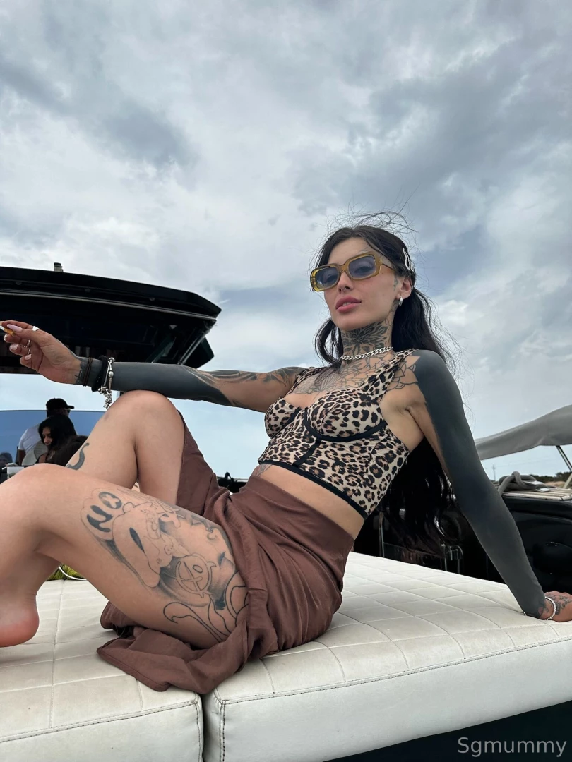 Te vendr as a una isla desierta conmigo would you come to a desert 