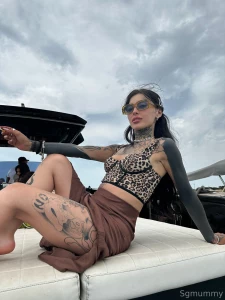 Te vendr as a una isla desierta conmigo would you come to a desert