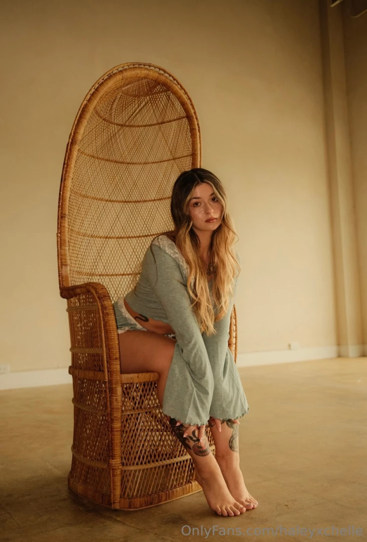 Pretending i dont wanna show you my 