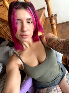 Hot outside please i m the real heatwave looking for someone to help