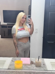 Come see me naked at alexisjobailey