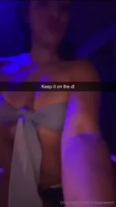 Can you hmu right here if you need a internet girlfriend i ll give you