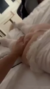 Ntligen r hon aktiv igen med hennes galna galna content klara r hon