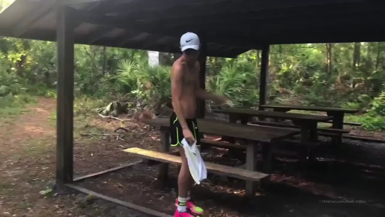 I can still go to this abandon park near my house while quarantined 