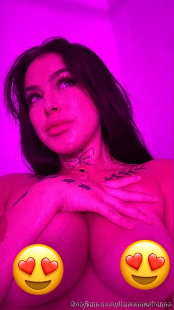 Newest content alert dm me nudes galore to see my newest photos and 