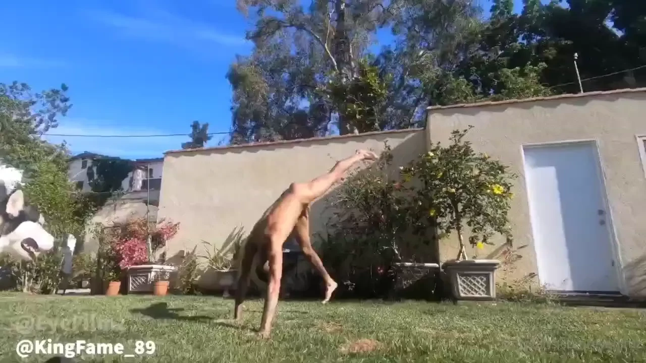 I didn t realize kingfame_89 was such an amazing gymnast no wonder he 