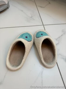 I m selling my very worn slippers dm me smiley slippers if you want