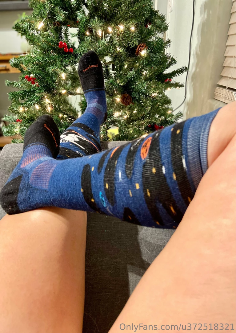 Merry christmas to those who celebrate i enjoyed my favorite christmas part 1 