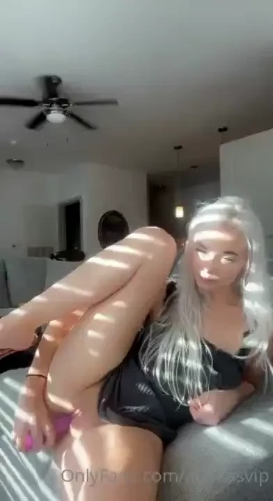 It feels so good everytime i slide my toy so deep into my pussy wish 