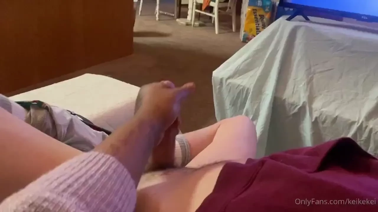 Putting daddy to sleep 