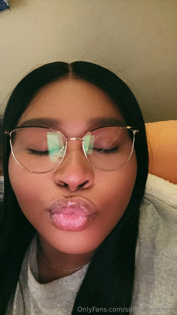 Who wouldn t nut on this face 