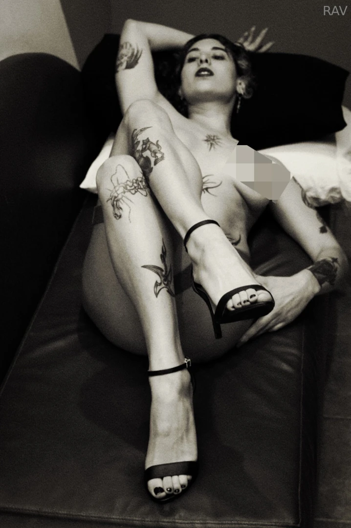 If you are reading this it is time for you to start serving me now you 