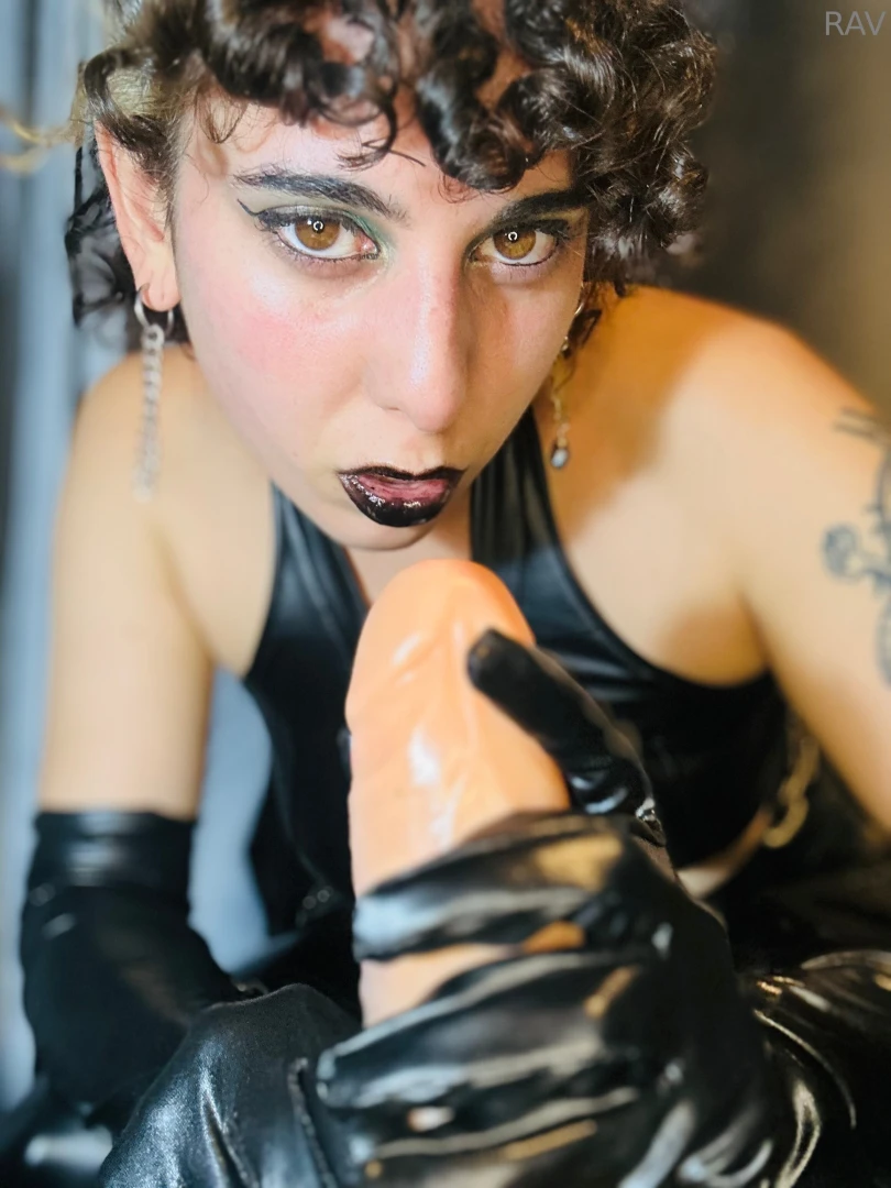 A real man s cock has pleased me and he s cum explosively i can t stop 