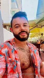 Thirsty thursday who s hungry