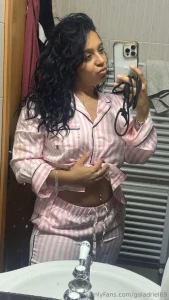 This night has been amazing i love to show you how is my booty during part 1