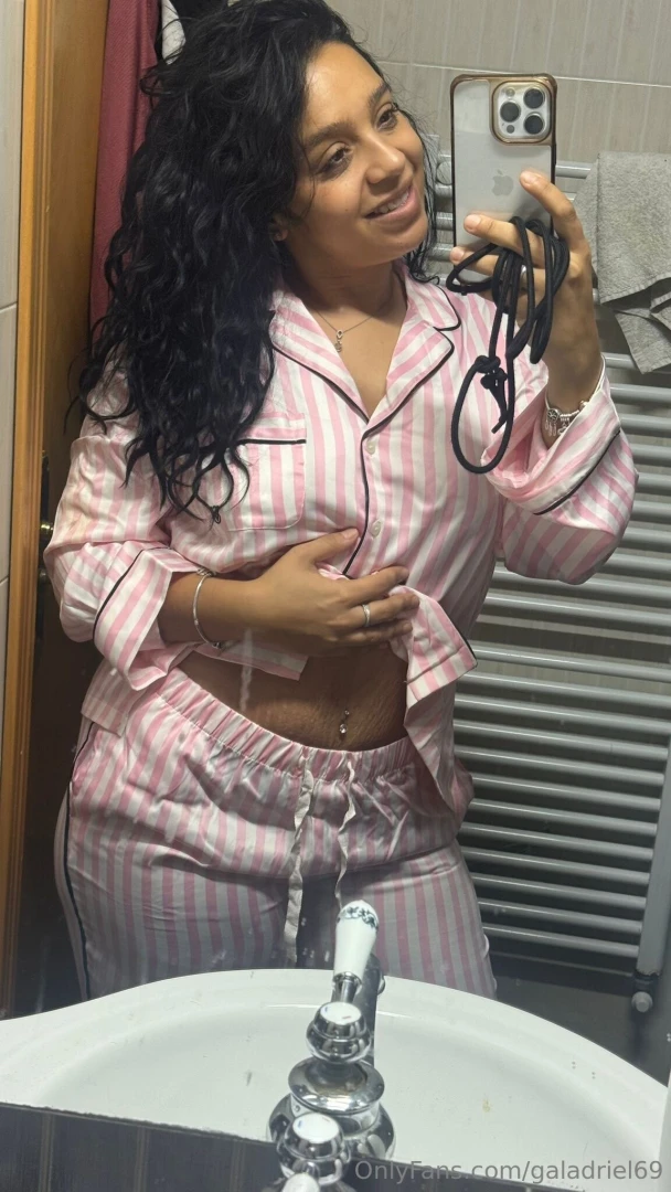 This night has been amazing i love to show you how is my booty during 