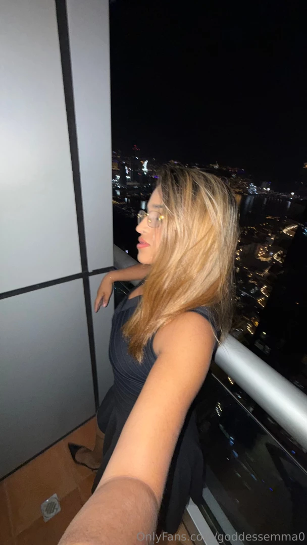 Kinkyemma1 