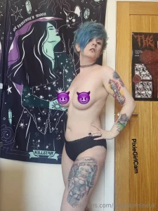 Pixiegirlcam is the hottest busty brit that loves being bred free to part 5