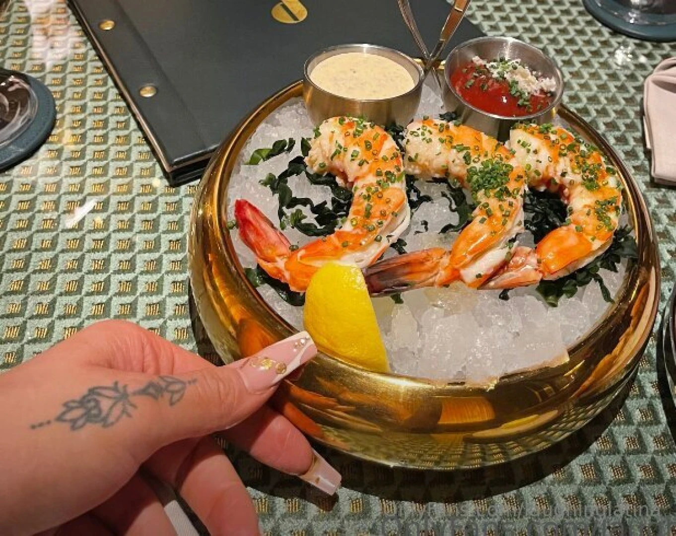 You fantasize about serving me so go ahead show me in the tip note 