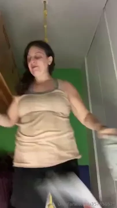 Free mini strip video 