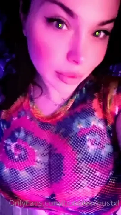 Online now tip 5 for my menu you wanna see my moons or show me uranus 