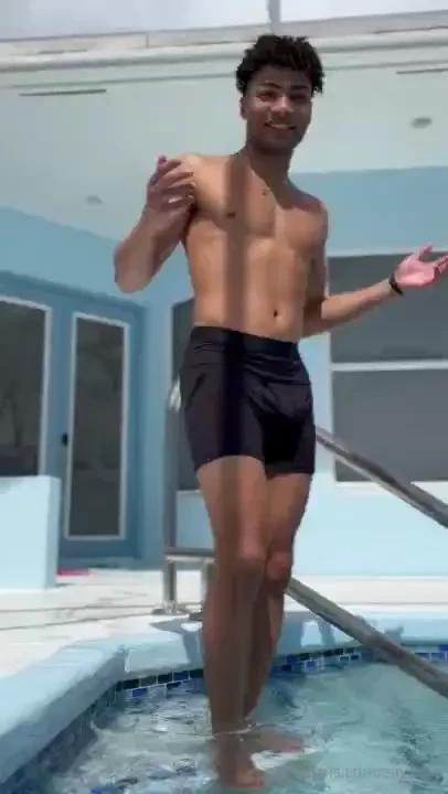 Welcome to my page to all new subscribers make sure you send me a tip 