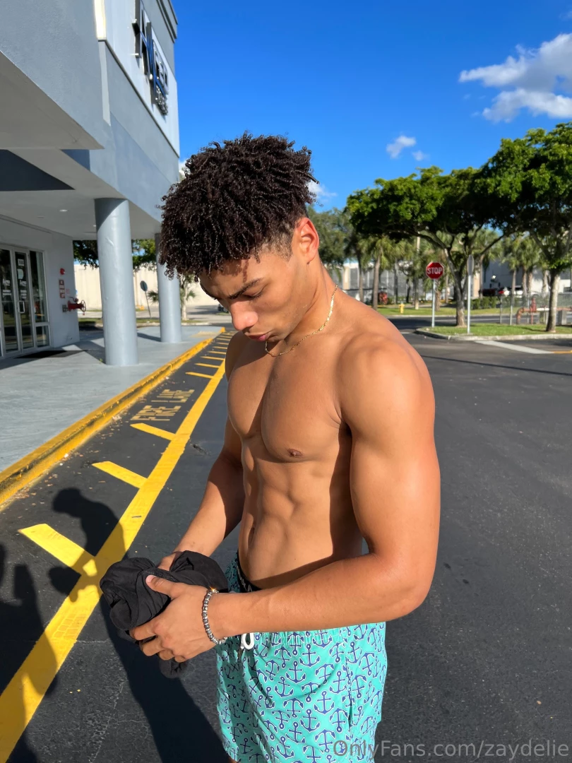 Hey guys and welcome check your messages for new content 