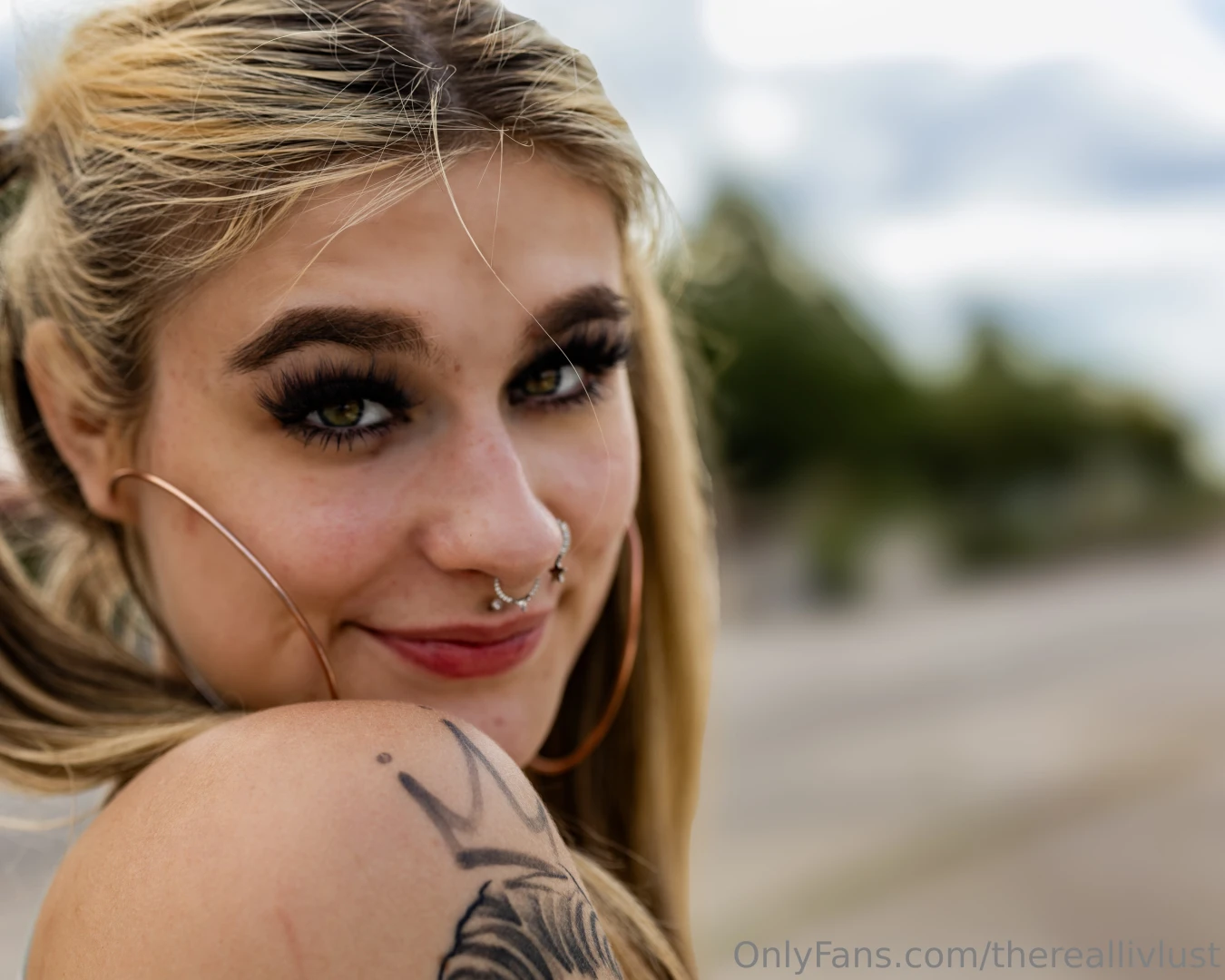 Lil photo shoot from the stand car wash part 4 