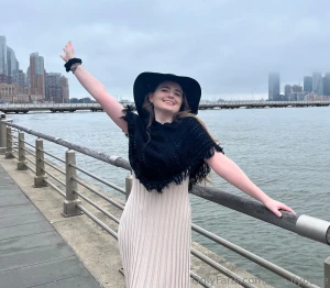 Yay guess what the_ilybabe is back online after a human review youtube part 2