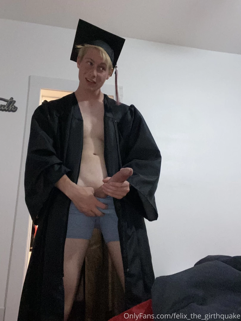 Here s some more of that graduation shoot from earlier this week part 4 