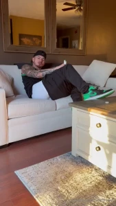 Video 9 34 daddy in celtics jersey with pant sagging drinking beers