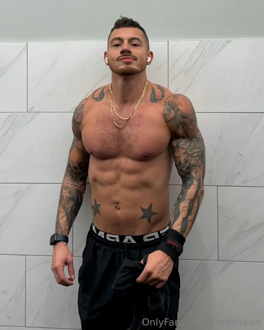 Happy thanksgiving black friday sale 70 off upgrade now onlyfans com 